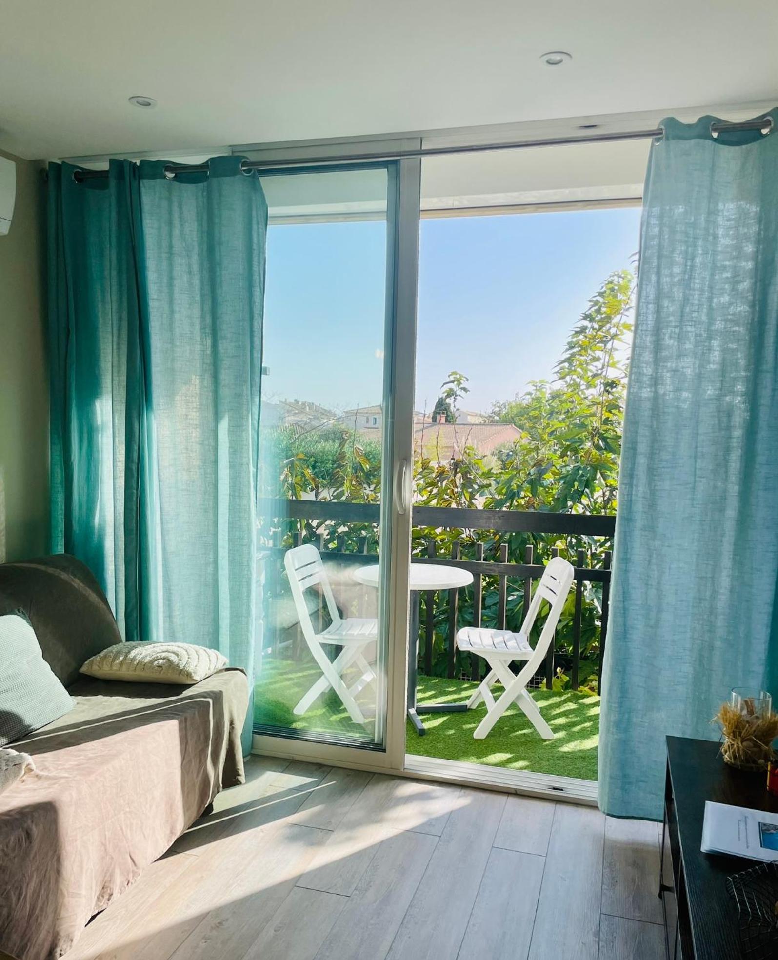 Appartement 6 Personnes Le Grau-du-Roi Habitación foto